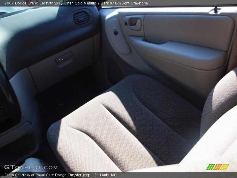 Linen Gold Metallic / Dark Khaki/Light Graystone 2007 Dodge Grand Caravan SXT