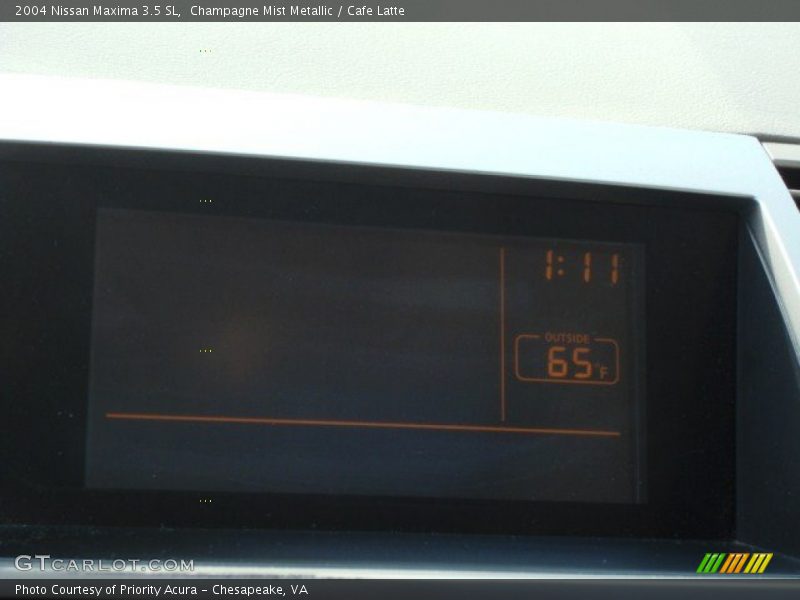 Champagne Mist Metallic / Cafe Latte 2004 Nissan Maxima 3.5 SL