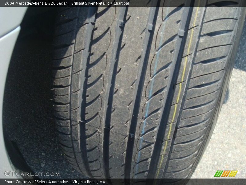 Brilliant Silver Metallic / Charcoal 2004 Mercedes-Benz E 320 Sedan