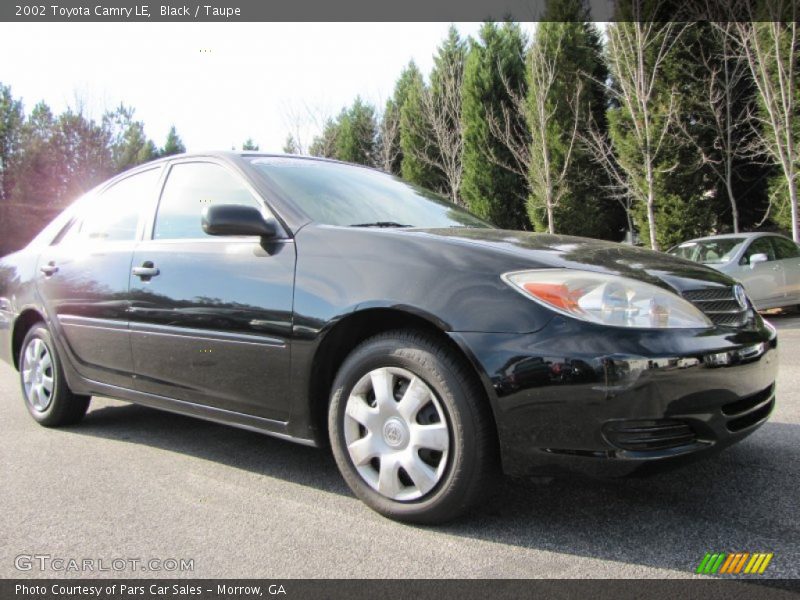 Black / Taupe 2002 Toyota Camry LE