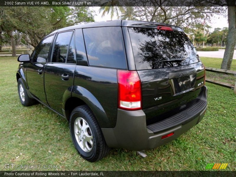 Black Silver / Light Tan 2002 Saturn VUE V6 AWD