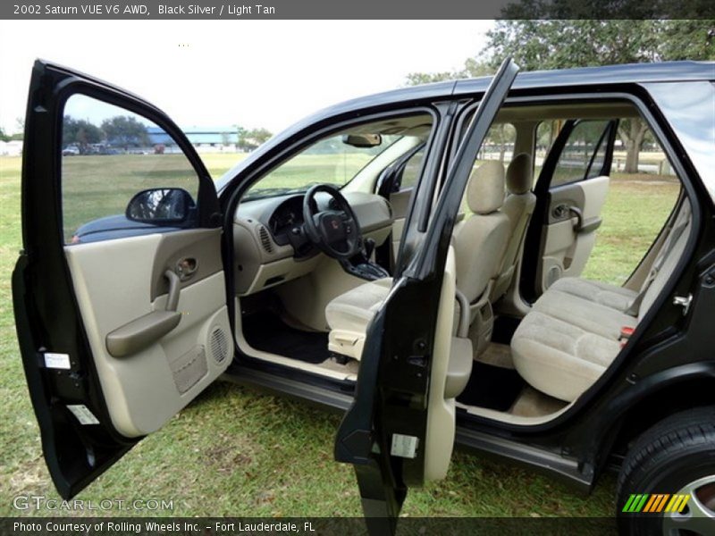 Black Silver / Light Tan 2002 Saturn VUE V6 AWD