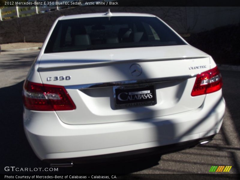 Arctic White / Black 2012 Mercedes-Benz E 350 BlueTEC Sedan