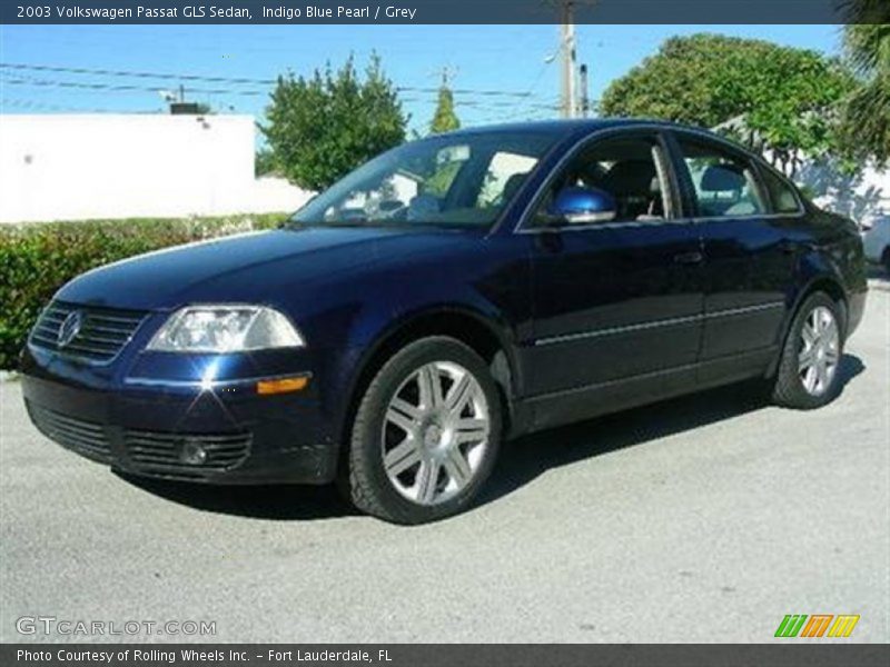 Indigo Blue Pearl / Grey 2003 Volkswagen Passat GLS Sedan