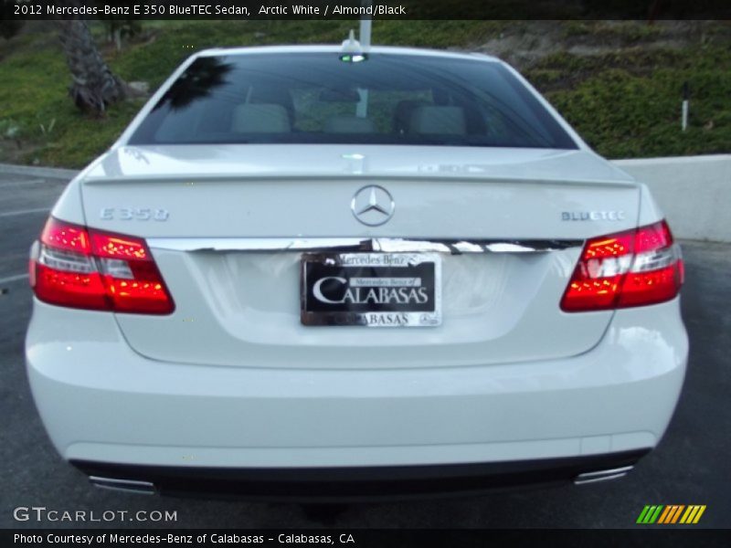 Arctic White / Almond/Black 2012 Mercedes-Benz E 350 BlueTEC Sedan