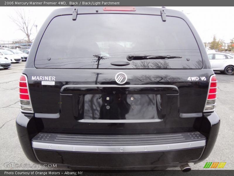 Black / Black/Light Parchment 2006 Mercury Mariner Premier 4WD