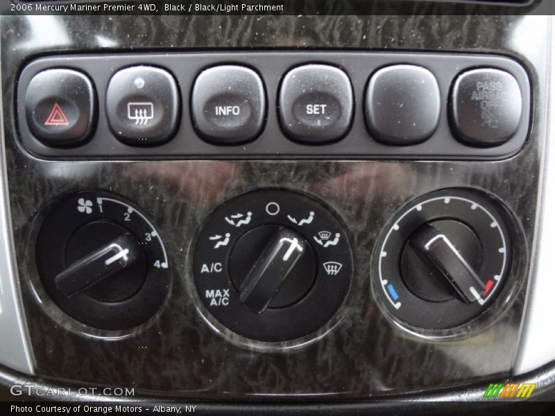 Controls of 2006 Mariner Premier 4WD