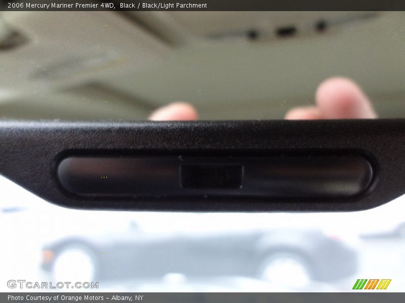 Black / Black/Light Parchment 2006 Mercury Mariner Premier 4WD