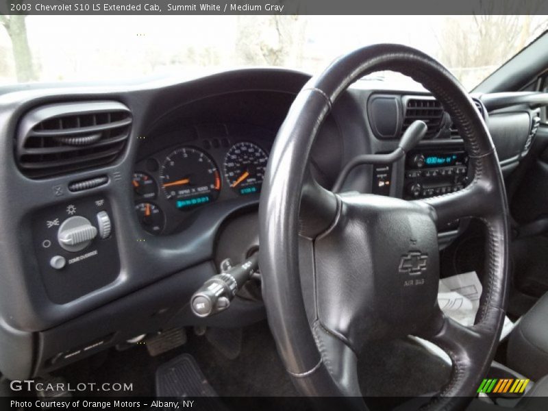 Summit White / Medium Gray 2003 Chevrolet S10 LS Extended Cab