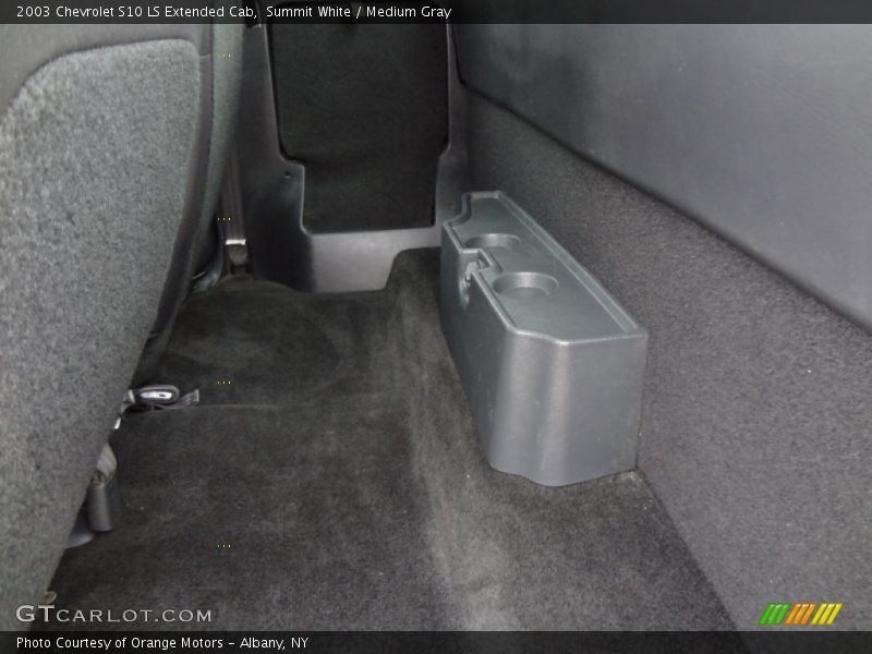 Summit White / Medium Gray 2003 Chevrolet S10 LS Extended Cab