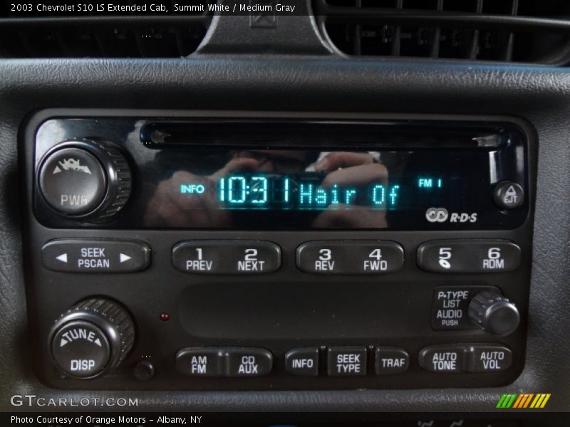Summit White / Medium Gray 2003 Chevrolet S10 LS Extended Cab