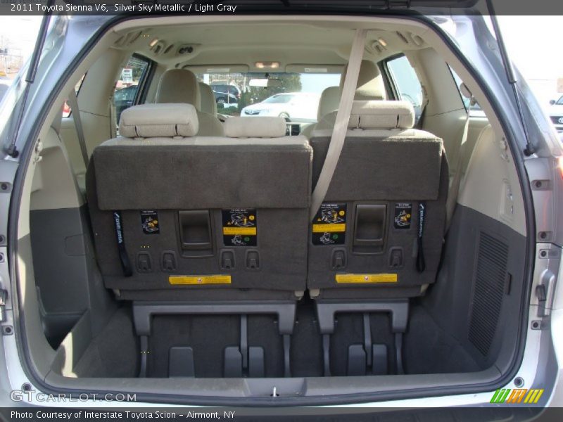 Silver Sky Metallic / Light Gray 2011 Toyota Sienna V6
