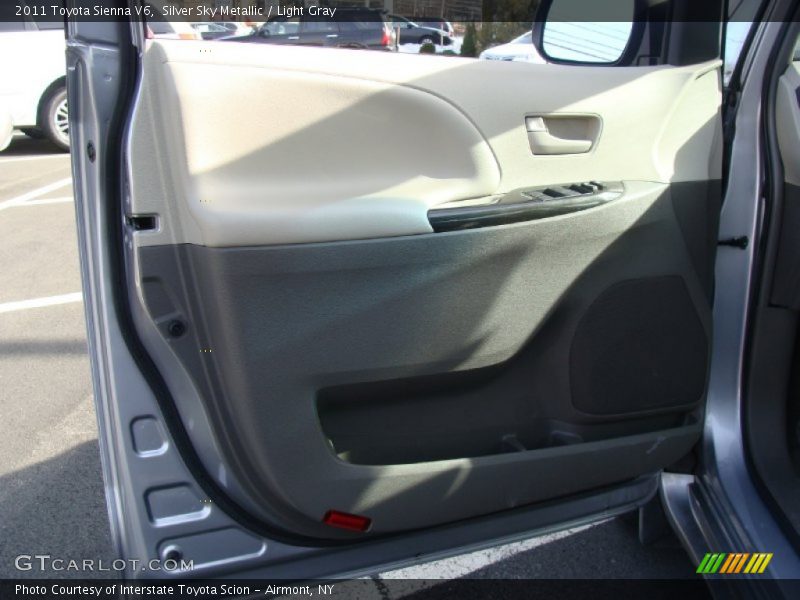Silver Sky Metallic / Light Gray 2011 Toyota Sienna V6