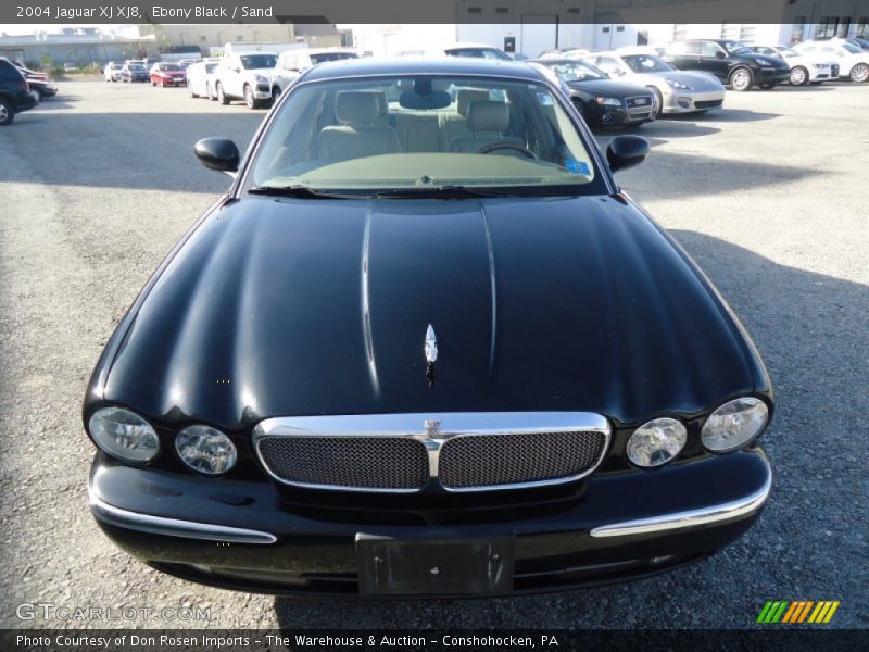 Ebony Black / Sand 2004 Jaguar XJ XJ8