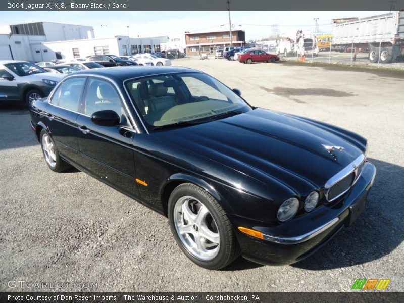 Ebony Black / Sand 2004 Jaguar XJ XJ8