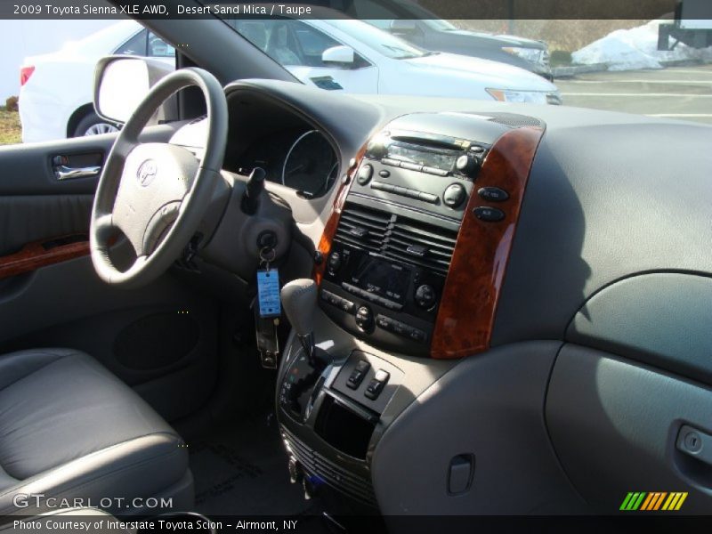 Desert Sand Mica / Taupe 2009 Toyota Sienna XLE AWD
