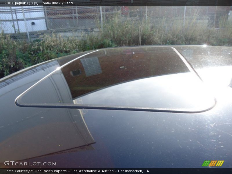 Ebony Black / Sand 2004 Jaguar XJ XJ8