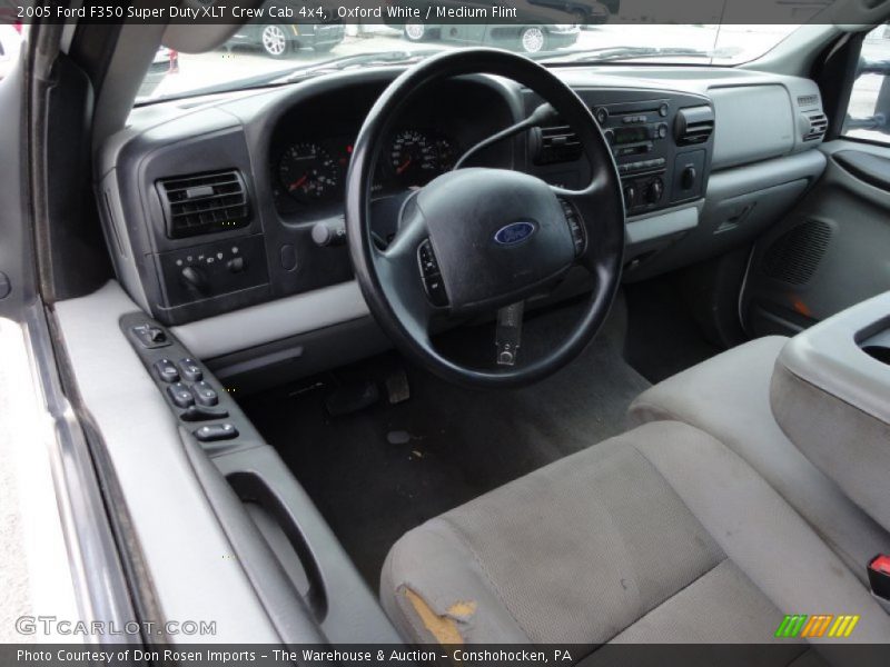 Oxford White / Medium Flint 2005 Ford F350 Super Duty XLT Crew Cab 4x4