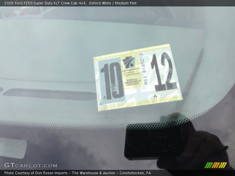 Oxford White / Medium Flint 2005 Ford F350 Super Duty XLT Crew Cab 4x4