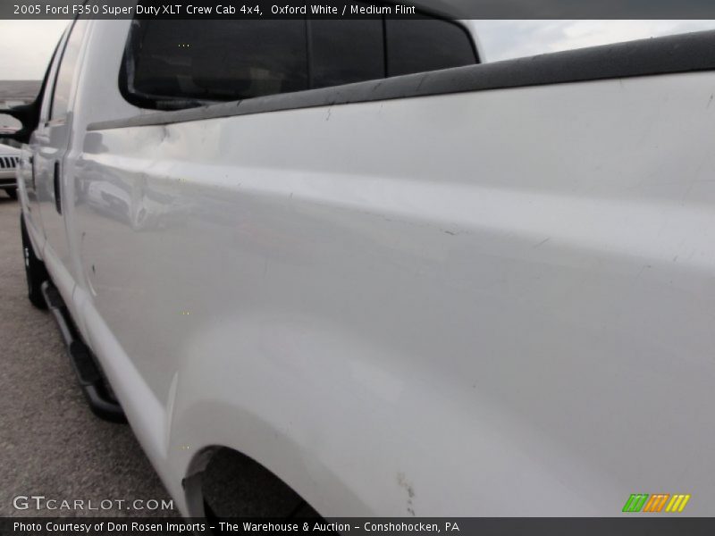 Oxford White / Medium Flint 2005 Ford F350 Super Duty XLT Crew Cab 4x4