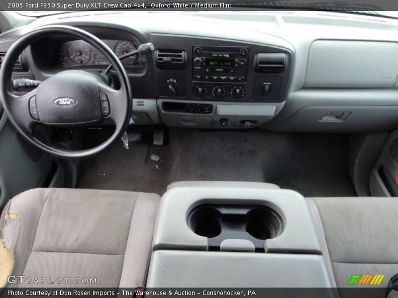 Oxford White / Medium Flint 2005 Ford F350 Super Duty XLT Crew Cab 4x4