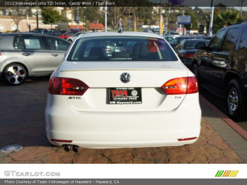 Candy White / Titan Black 2012 Volkswagen Jetta TDI Sedan