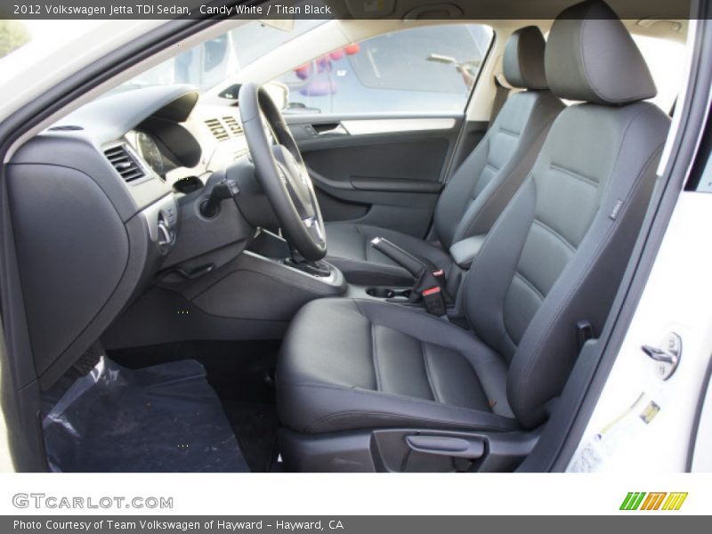 Candy White / Titan Black 2012 Volkswagen Jetta TDI Sedan