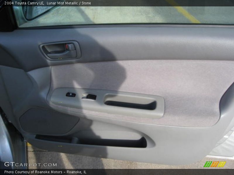 Lunar Mist Metallic / Stone 2004 Toyota Camry LE