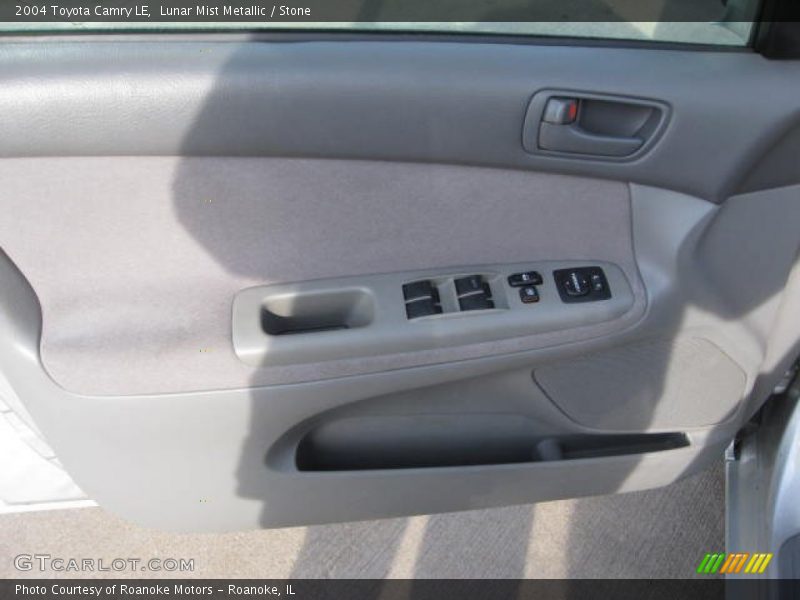 Lunar Mist Metallic / Stone 2004 Toyota Camry LE