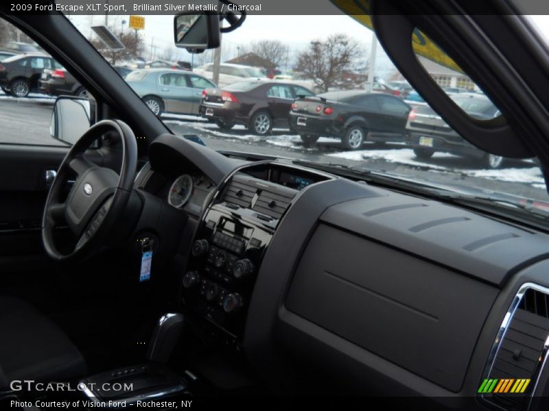 Brilliant Silver Metallic / Charcoal 2009 Ford Escape XLT Sport