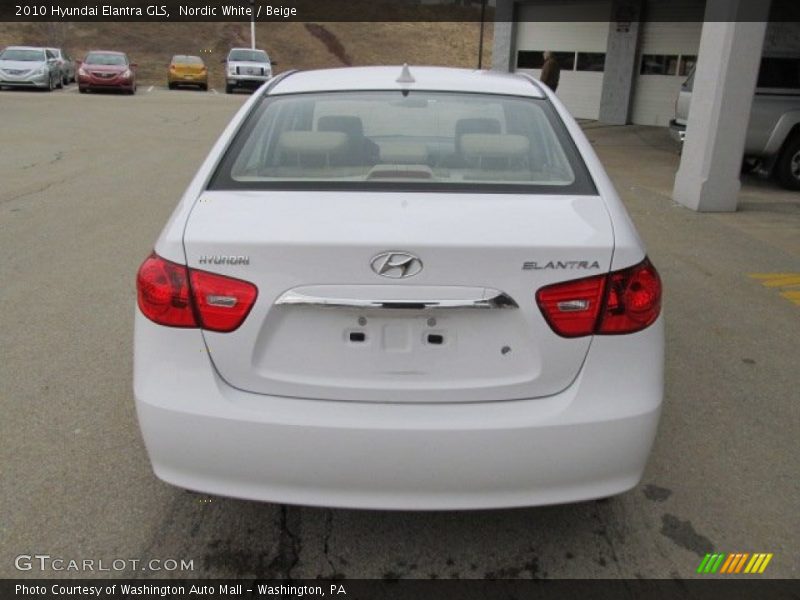 Nordic White / Beige 2010 Hyundai Elantra GLS