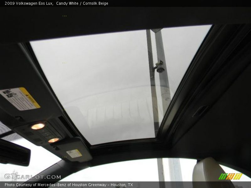 Candy White / Cornsilk Beige 2009 Volkswagen Eos Lux