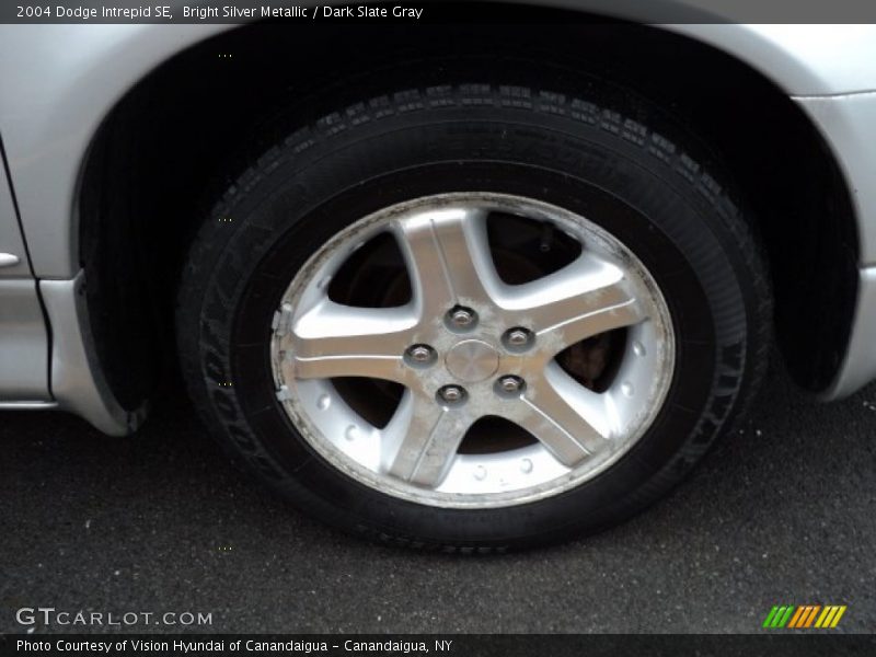Bright Silver Metallic / Dark Slate Gray 2004 Dodge Intrepid SE