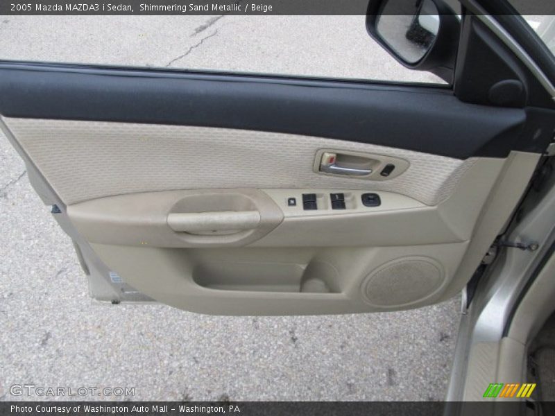 Shimmering Sand Metallic / Beige 2005 Mazda MAZDA3 i Sedan