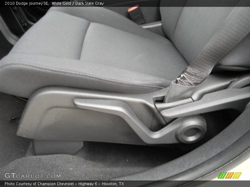 White Gold / Dark Slate Gray 2010 Dodge Journey SE