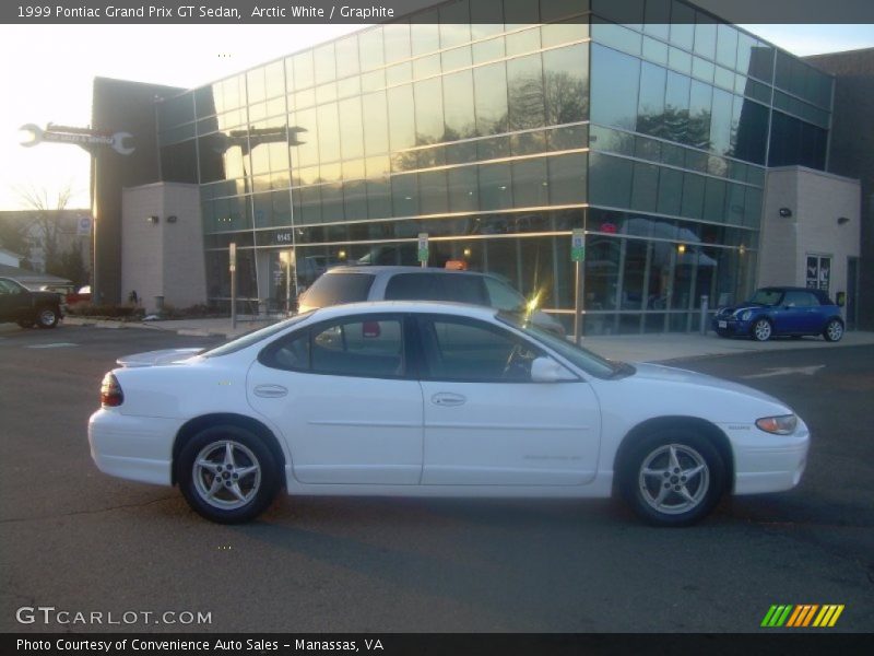 Arctic White / Graphite 1999 Pontiac Grand Prix GT Sedan