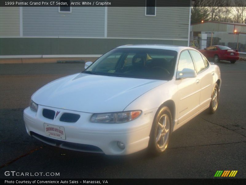 Arctic White / Graphite 1999 Pontiac Grand Prix GT Sedan