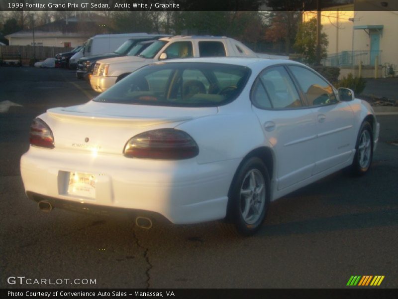 Arctic White / Graphite 1999 Pontiac Grand Prix GT Sedan