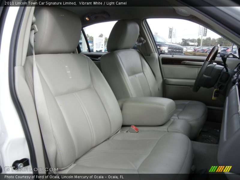 Vibrant White / Light Camel 2011 Lincoln Town Car Signature Limited