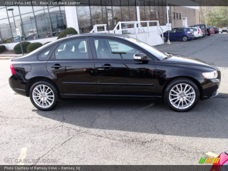 Black / Off Black Leather 2011 Volvo S40 T5