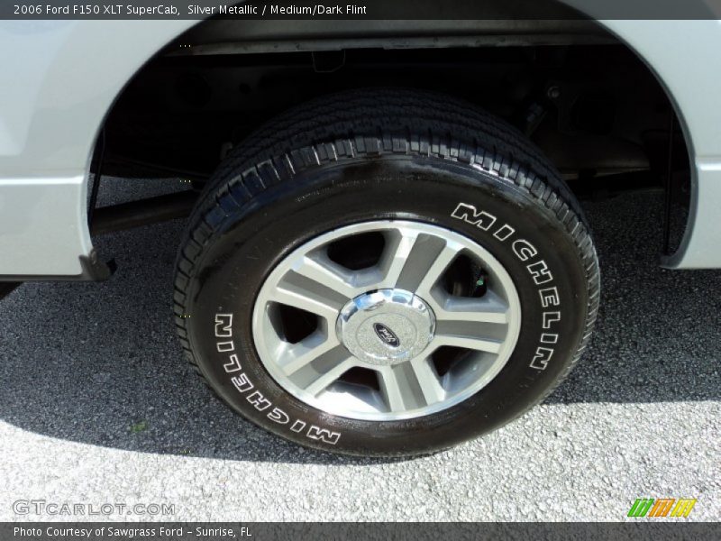 Silver Metallic / Medium/Dark Flint 2006 Ford F150 XLT SuperCab