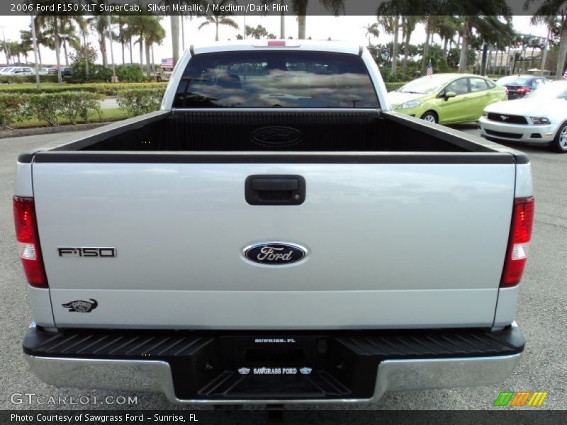Silver Metallic / Medium/Dark Flint 2006 Ford F150 XLT SuperCab