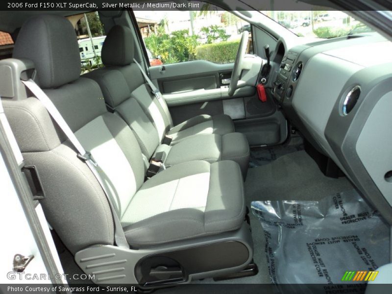 Silver Metallic / Medium/Dark Flint 2006 Ford F150 XLT SuperCab
