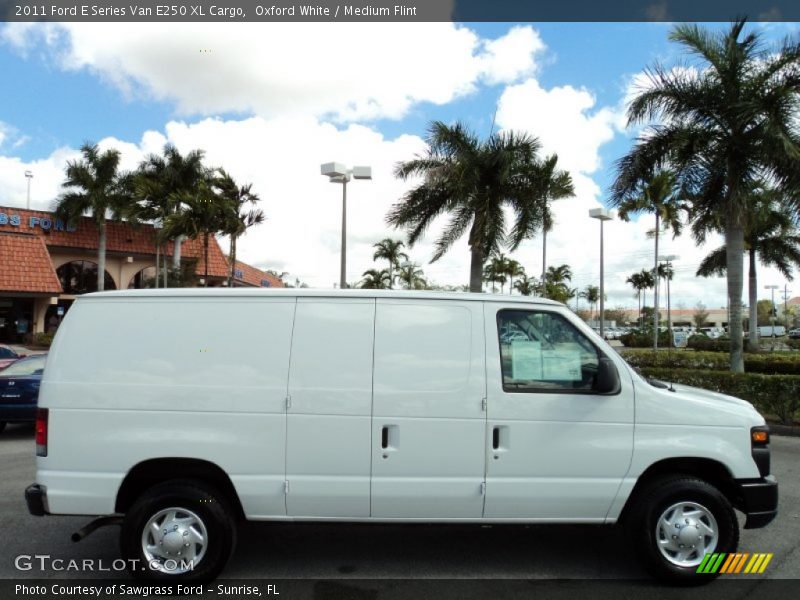 Oxford White / Medium Flint 2011 Ford E Series Van E250 XL Cargo