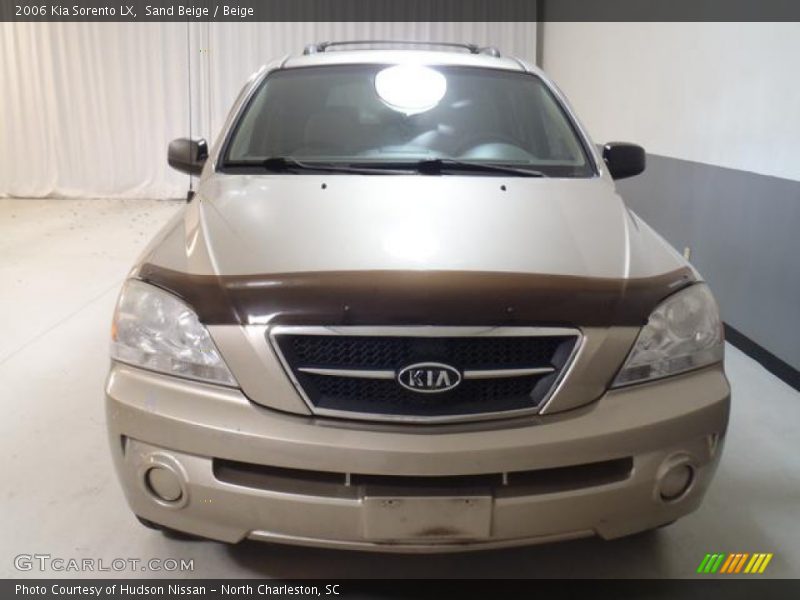 Sand Beige / Beige 2006 Kia Sorento LX