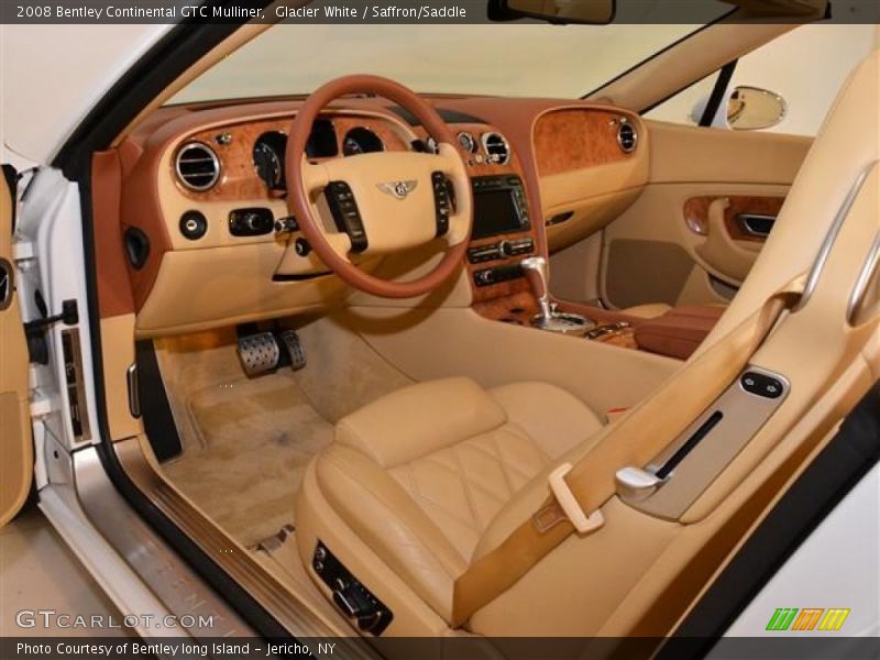 Dashboard of 2008 Continental GTC Mulliner