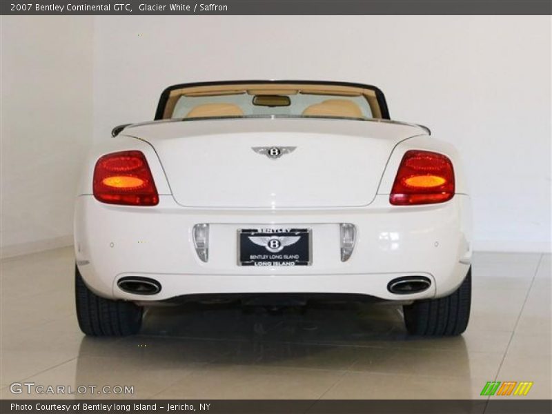 Glacier White / Saffron 2007 Bentley Continental GTC