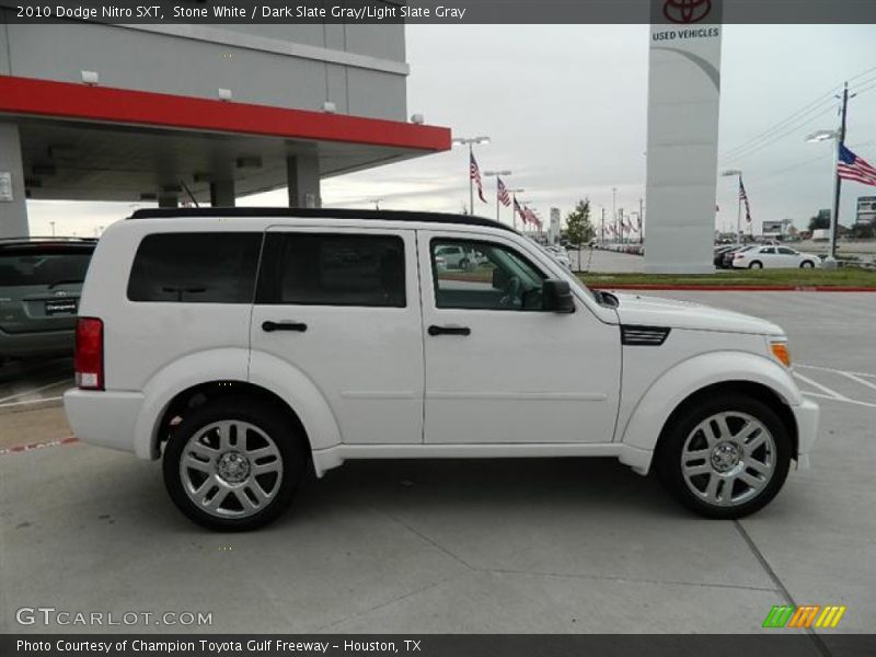 Stone White / Dark Slate Gray/Light Slate Gray 2010 Dodge Nitro SXT