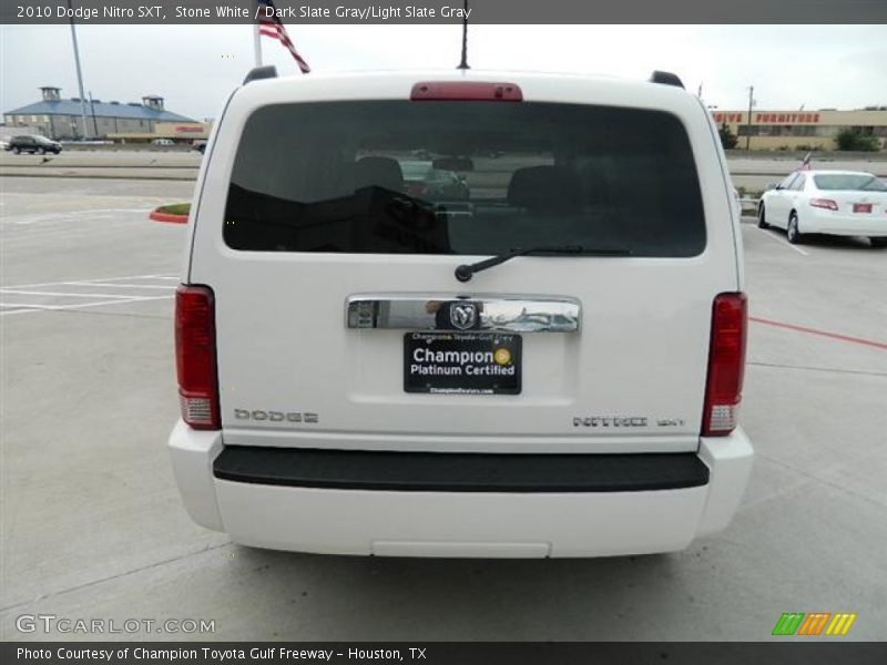 Stone White / Dark Slate Gray/Light Slate Gray 2010 Dodge Nitro SXT