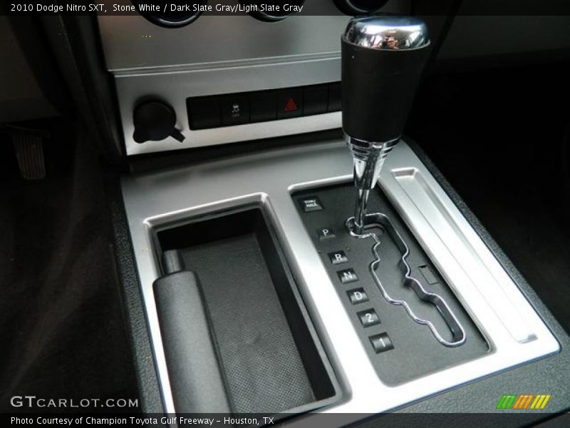 Stone White / Dark Slate Gray/Light Slate Gray 2010 Dodge Nitro SXT